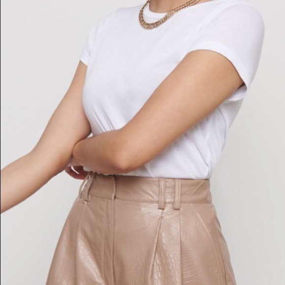 Dynamite Faux Leather shorts - Picture 4 of 9